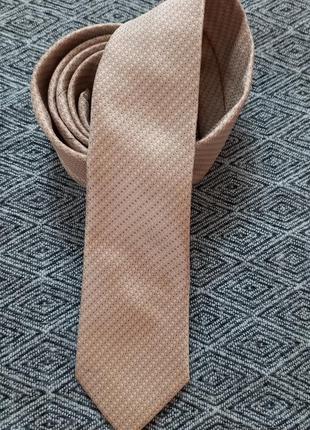 Краватка вузький