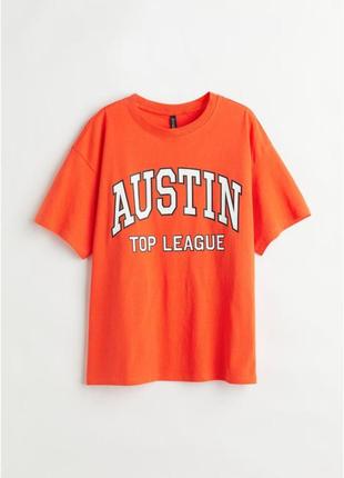 Яскрава стильна футболка з написом від divided h&m