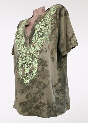 Дуже гарна жіноча футболка