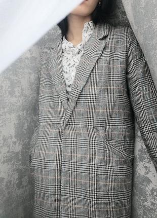 Пальто у клітинку