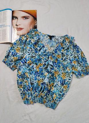 New look яскрава віскозна блуза з воланами, по рукавах і низу прошиті резиночки5 фото