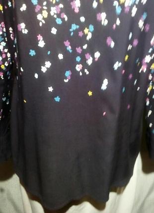 Блуза у квітковий принт3 фото