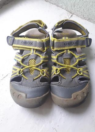 Закриті босоніжки geox 20 см