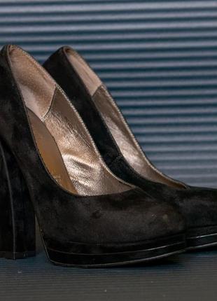 Замшеві туфлі  queen shoes company1 фото