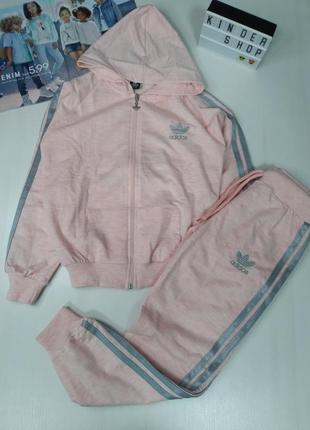 Спортивний костюм