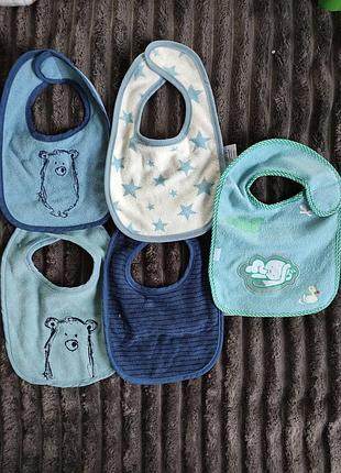 Нагрудники