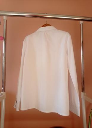 Дуже красива біла сорочка, блуза на дівчинку 9-11 років3 фото