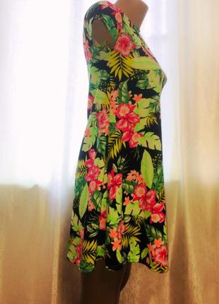 Літнє плаття з квітковим принтом (великобританія)5 фото