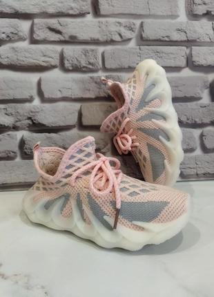 Стильні кеді yeezy ізіки для дівчинки тм gfb (р. 31-35)