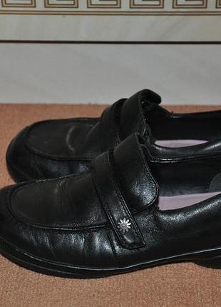 Стильные фирменные лоферы clarks 4