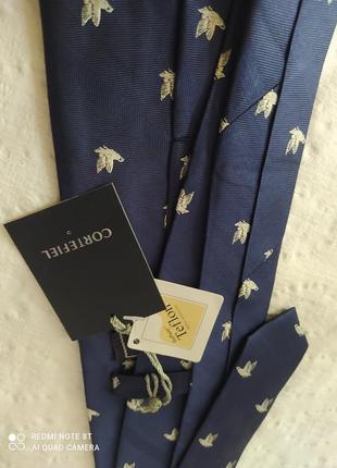 Галстук, краватка.