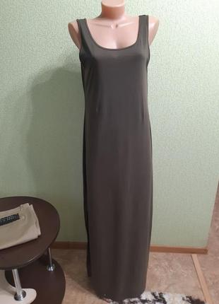 Длинное трикотажное платье- майка с разрезами цвета хаки3 фото
