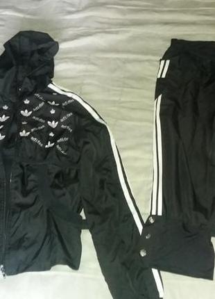 Спортивний костюм