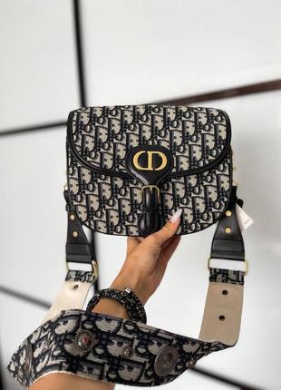 Женская сумочка