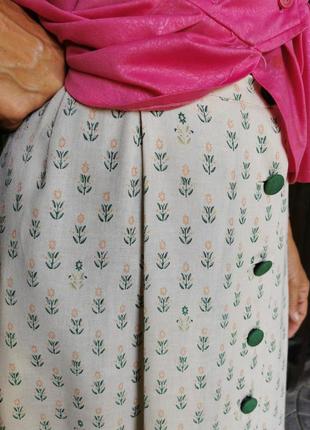 Юбка миди со складками на пуговицах прямая в принт цветы винтажная3 фото