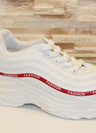 Кросівки білі з червоною смужкою т39