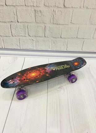 *скейт (пенни борд) penny board со светящимися колесами арт. 8740 топ