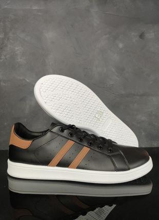 Мужские кроссовки 9