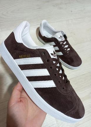 Кроссовки adidas