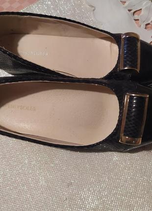 Heavenly soles,туфлі з ортопедичною устілкою