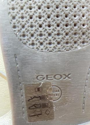 Шкіряні босоніжки geox respira3 фото