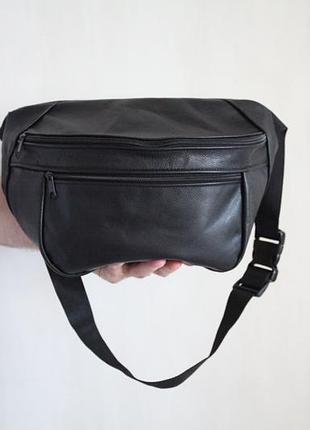 В наявності бананка шкіра чорна шкіряна чорна барсетка через плечі