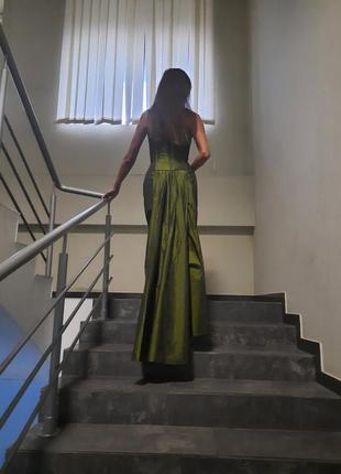 Вечірнє плаття.сукню на випускний вечір.