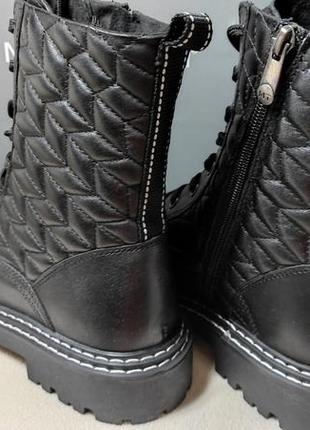Marco tozzi крутые кожаные ботинки с контрастной строчкой.7 фото