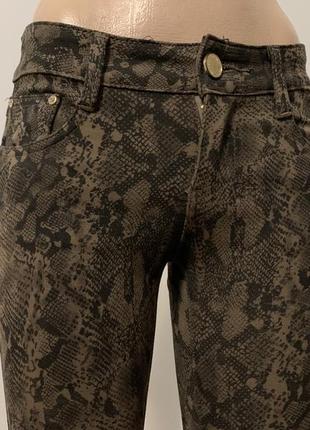 Стильні джинси відтінку змії пітона4 фото