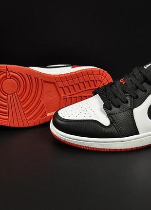 Женские кроссовки кросівки nike air jordan красные с черным4 фото