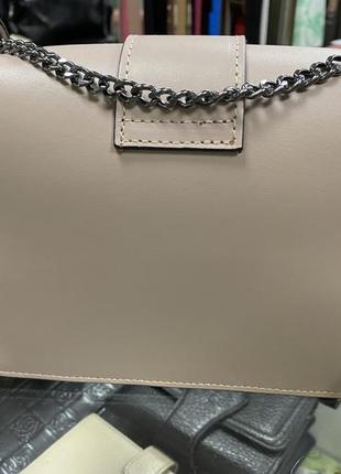 Сумка пудра pinko сумка пудрова жіноча сумка через плече шкіряна італійська сумка із гладкої шкіри3 фото