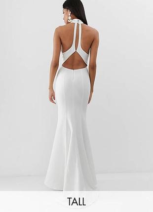 Белое платье макси с открытой спиной jarlo tall