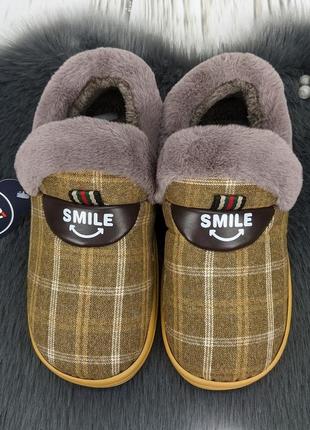 Тапочки жіночі теплі чуні на хутрі з задником у клітинку