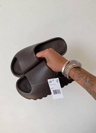 Чоловічі шльопанці adidas yeezy slide earth brown 1 / мужские шлепанцы адидас изи коричневые