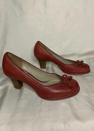 Шкіряні туфлі clarks3 фото