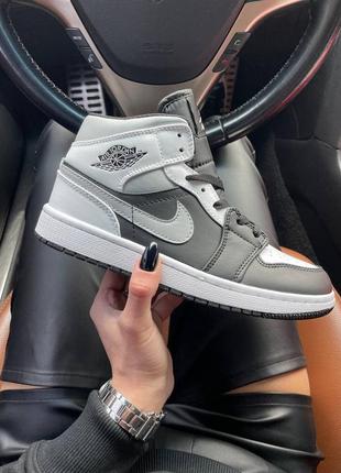 Кросівки жіночі nike air jordan retro 1 grey black/ кросівки жіночі найк аїр джордан ретро 12 фото