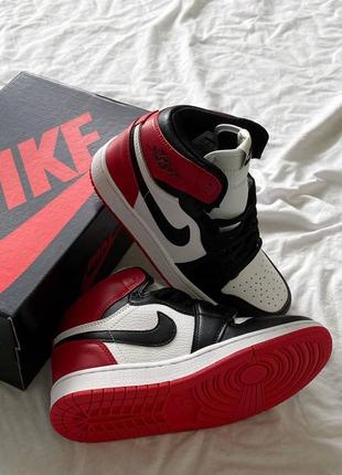 Кросівки nike air jordan retro high red/black/white