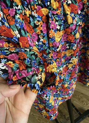 Сукня з баскою в квітковий принт2 фото