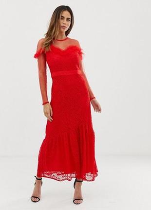 Шикарное красное платье s размер