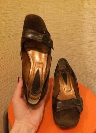 Туфли замшевые коричневые4 фото