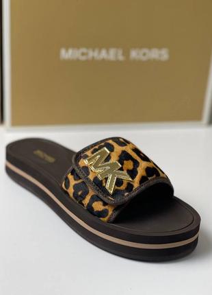 Шльопанці michael kors