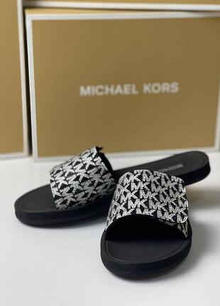 Шльопанці michael kors