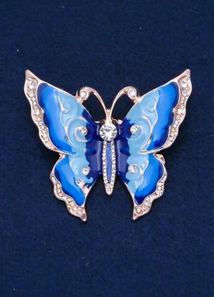 Брошь бабочка белые стразы, голубая и синяя эмаль, золотистый металл