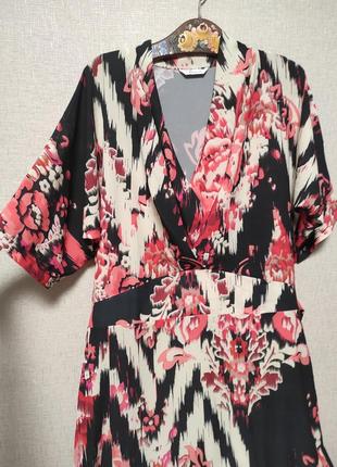 Легесенька приємна сукня в стилі кімоно плаття міді жіночий одяг