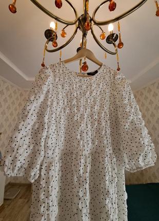 Брендова об'ємна дуже мила сукня жатої тканини primark🤍🖤2 фото