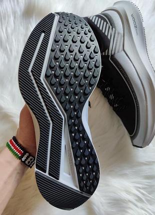 Кросівки nike winflo shield 3