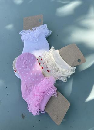 Шкарпетки з мереживом