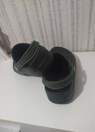 Crocs 3
