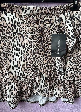 Новая! юбка в леопардовый принт prettylittlething3 фото