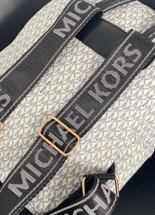 Рюкзак michael kors backpack white8 фото